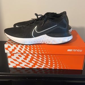 Nike Renew Run (Size 13)